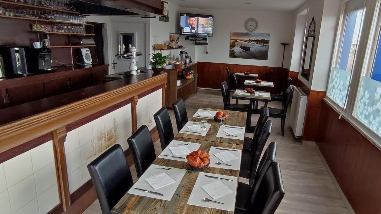 Auberge Aux Marais Montmartin-en-Graignes エクステリア 写真