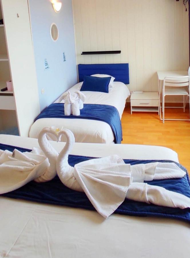 Auberge Aux Marais Montmartin-en-Graignes エクステリア 写真